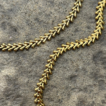 Gold Leaf Link Necklace